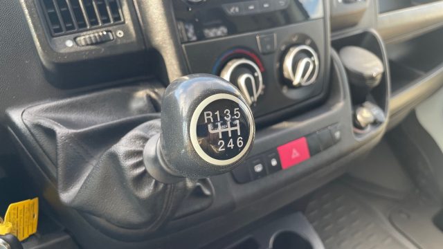 PEUGEOT Boxer usata 23