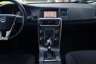 VOLVO V60 usata, con Sedile posteriore sdoppiato