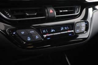 TOYOTA C-HR usata 11