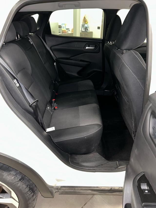 NISSAN Qashqai usata, con Controllo automatico clima