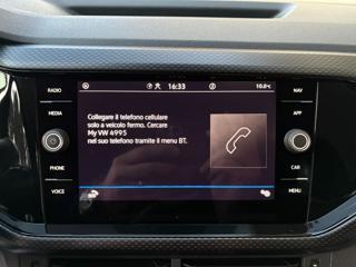 VOLKSWAGEN T-Cross usata, con Leve al volante