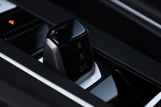 VOLKSWAGEN Golf usata, con Autoradio digitale