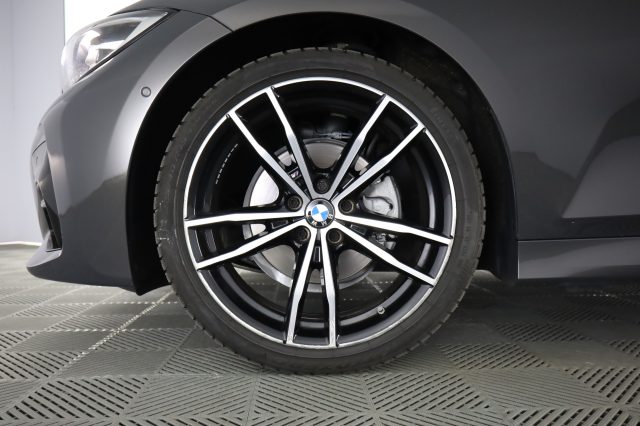 BMW 320 usata 8