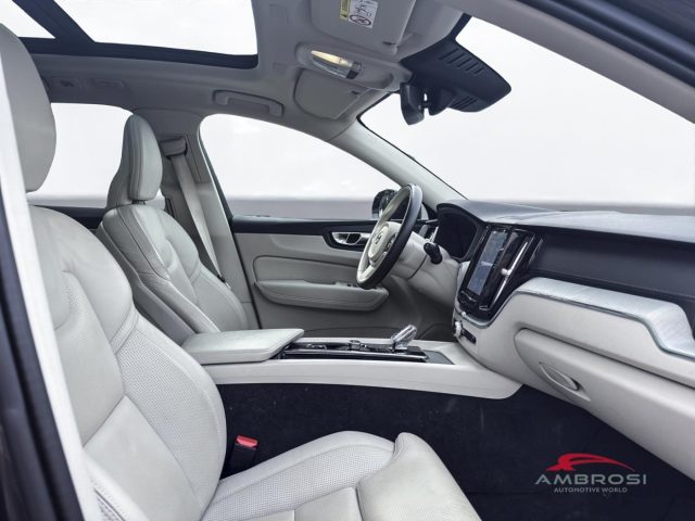 VOLVO XC60 usata 10