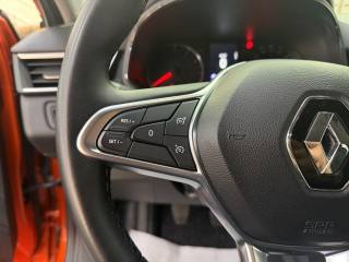 RENAULT Clio usata, con Touch screen