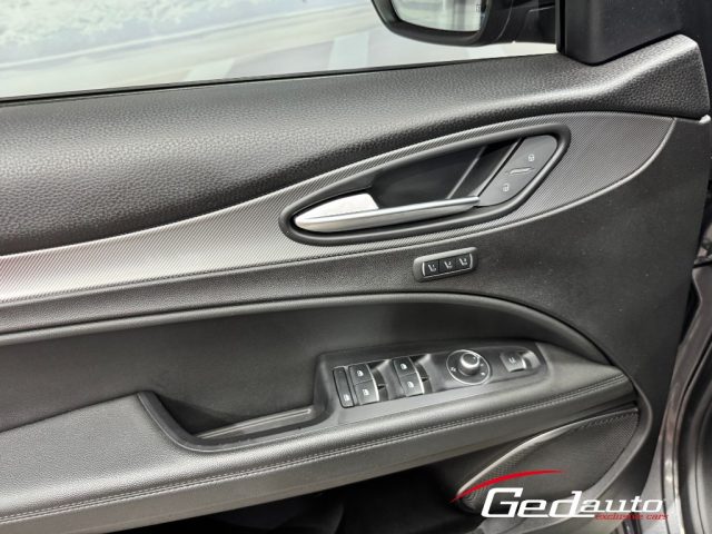 ALFA ROMEO Stelvio usata, con Controllo trazione