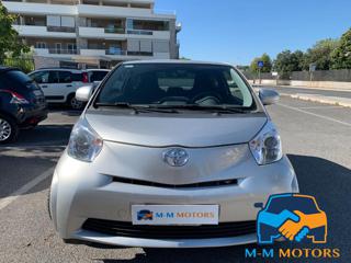 TOYOTA iQ usata, con Airbag