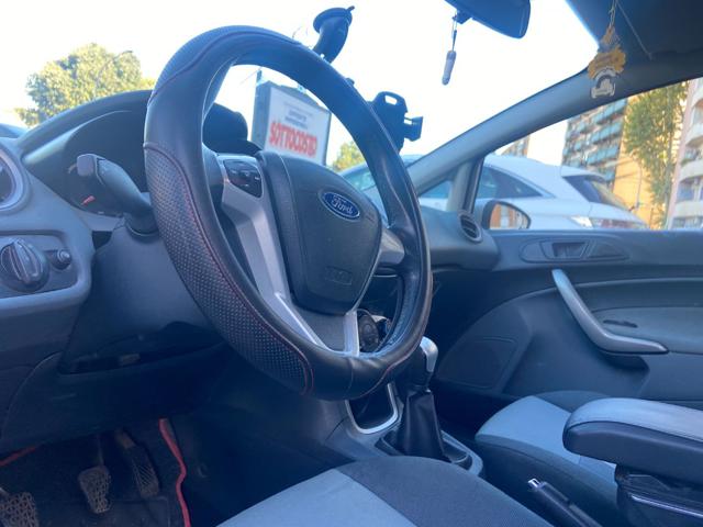 FORD Fiesta usata 16