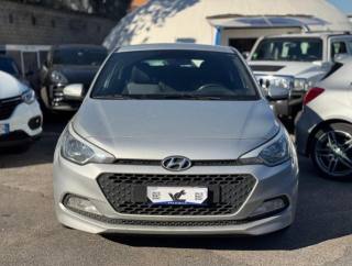 HYUNDAI i20 usata, con Airbag