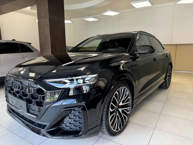 AUDI Q8 usata, con Interni in pelle