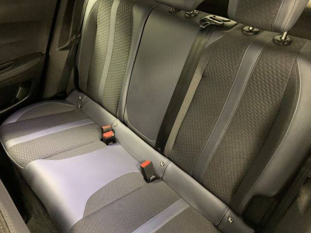 PEUGEOT 2008 usata, con Controllo trazione