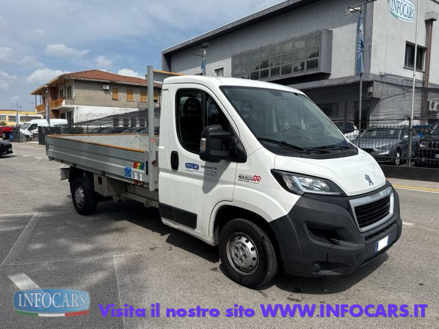 PEUGEOT Boxer usata, con ABS