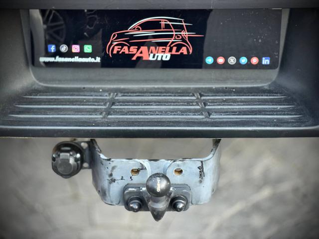 TOYOTA Hilux usata, con ESP