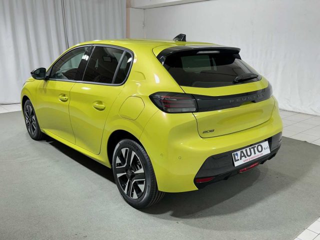 PEUGEOT 208 usata, con Autoradio