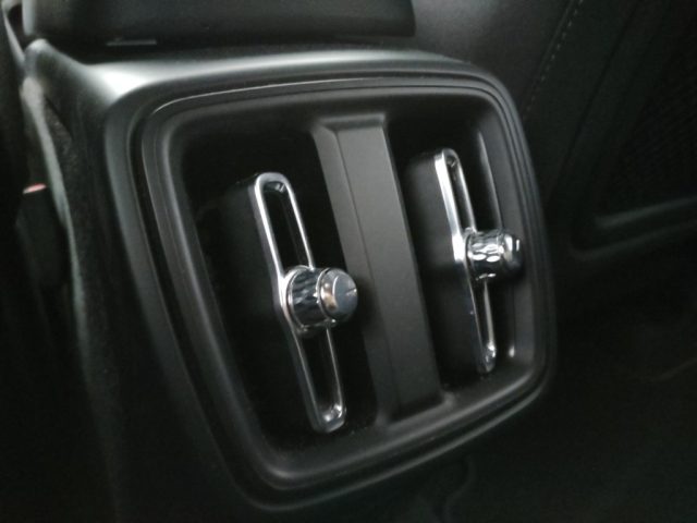 VOLVO XC40 usata, con Luci diurne LED