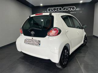 TOYOTA Aygo usata, con Alzacristalli elettrici