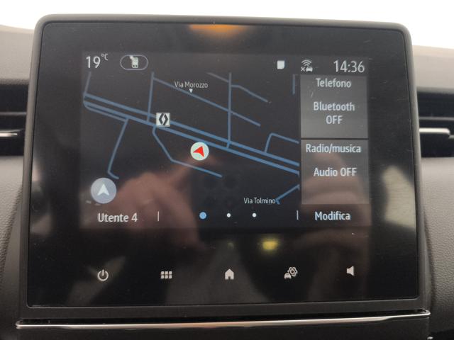 RENAULT Clio usata, con USB