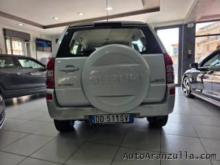 SUZUKI Grand Vitara usata, con Autoradio