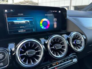 MERCEDES-BENZ GLA 180 usata, con Trazione integrale