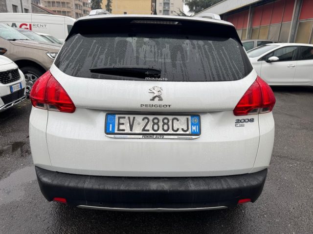 PEUGEOT 2008 usata, con Autoradio