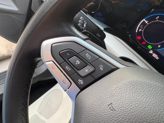 VOLKSWAGEN Golf usata, con USB