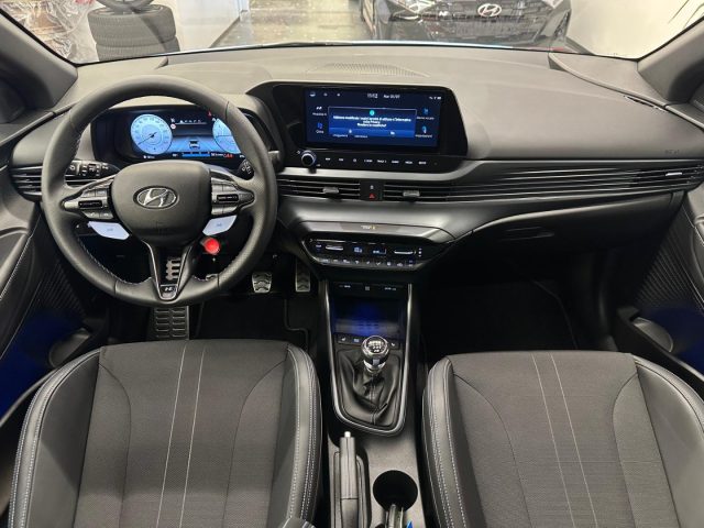 HYUNDAI i20 usata, con Volante in pelle