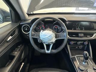 ALFA ROMEO Stelvio usata, con Fari Xenon