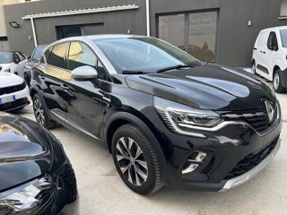 RENAULT Captur usata, con Airbag
