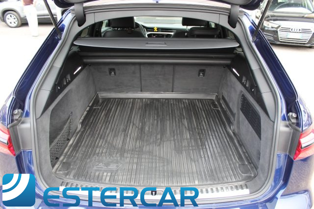 AUDI A6 usata, con USB