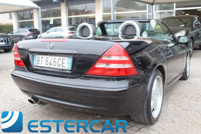 MERCEDES-BENZ SLK 200 usata, con Cerchi in lega