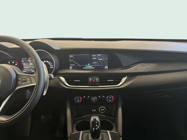 ALFA ROMEO Stelvio usata, con Sedili sportivi
