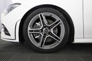 MERCEDES-BENZ CLA usata 8