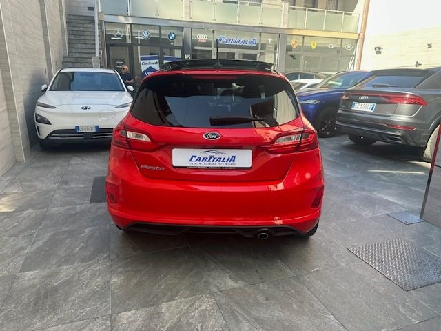 FORD Fiesta usata, con Boardcomputer