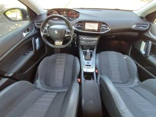 PEUGEOT 308 usata, con Touch screen