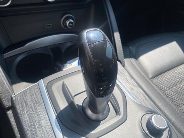 ALFA ROMEO Stelvio usata, con Volante in pelle