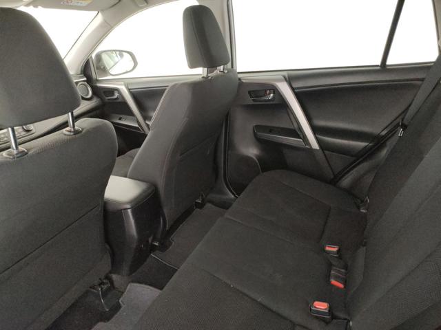 TOYOTA RAV 4 usata, con Autoradio digitale