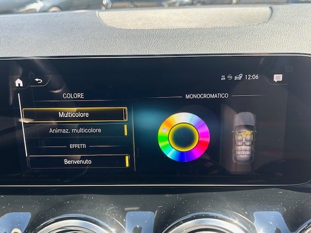 MERCEDES-BENZ GLA 200 usata, con Cruise Control