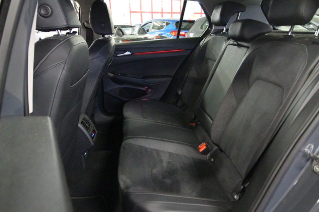 VOLKSWAGEN Golf usata, con Controllo trazione