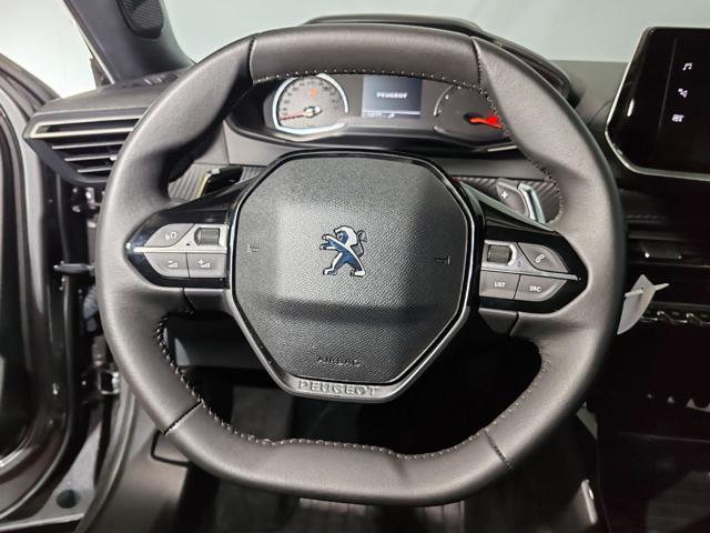 PEUGEOT 2008 usata, con Controllo automatico clima
