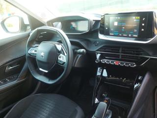 PEUGEOT 2008 usata, con Cruise Control
