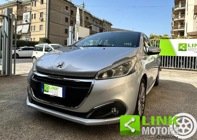 PEUGEOT 208 usata, con Alzacristalli elettrici