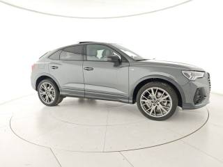 AUDI Q3 usata, con Sensori di parcheggio posteriori