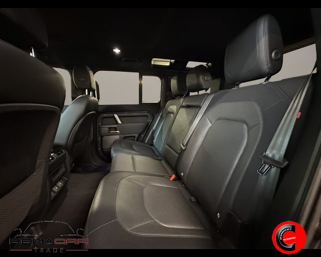 LAND ROVER Defender usata, con Autoradio digitale