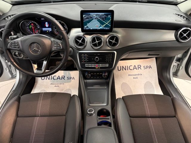 MERCEDES-BENZ GLA 180 usata, con Volante in pelle