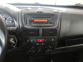 OPEL Combo usata 19