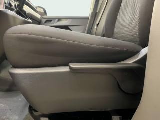 VOLKSWAGEN Caravelle usata 32
