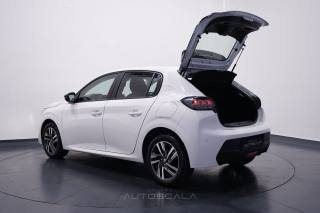 PEUGEOT 208 usata, con Apple CarPlay