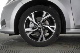 TOYOTA Yaris usata 8