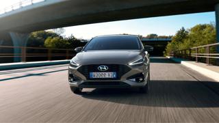 HYUNDAI i30 usata, con Airbag