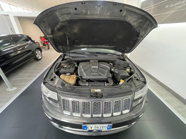 JEEP Grand Cherokee usata, con Sedile posteriore sdoppiato
